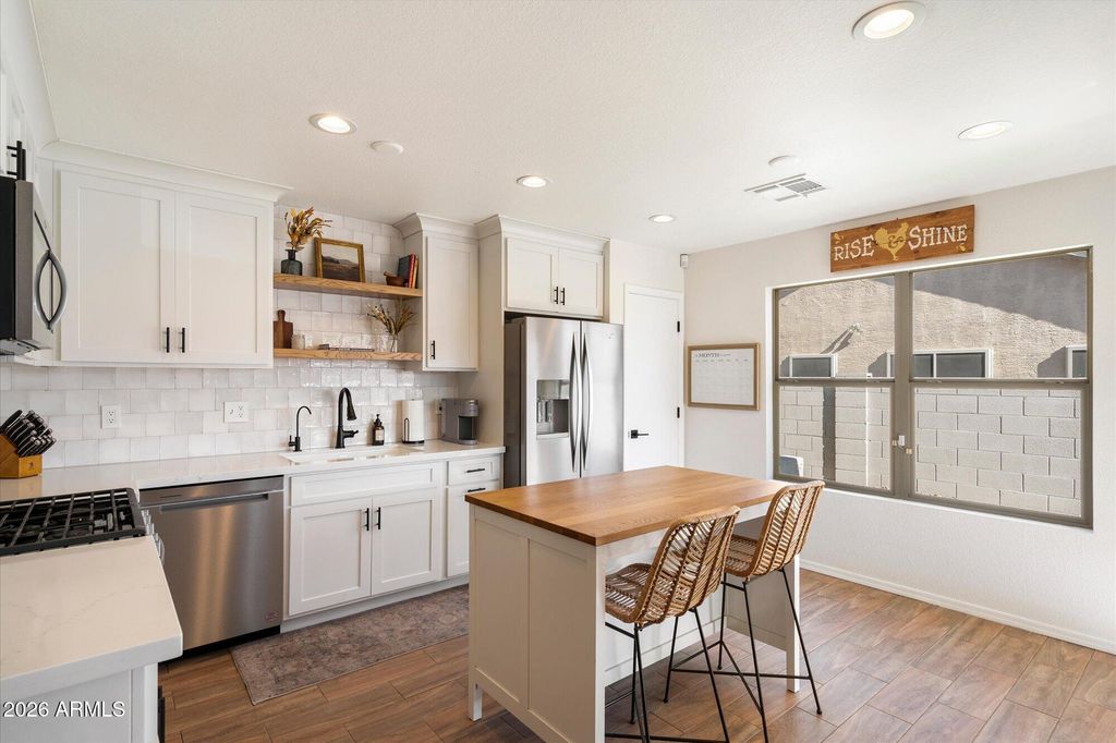 716 E ROSE MARIE Lane, Phoenix, AZ 85022 — photo 2