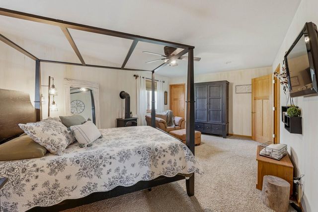W1708 Iowa ROAD, Iron Ridge, WI 53035