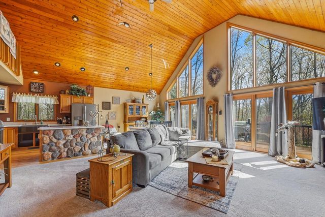 W1708 Iowa ROAD, Iron Ridge, WI 53035