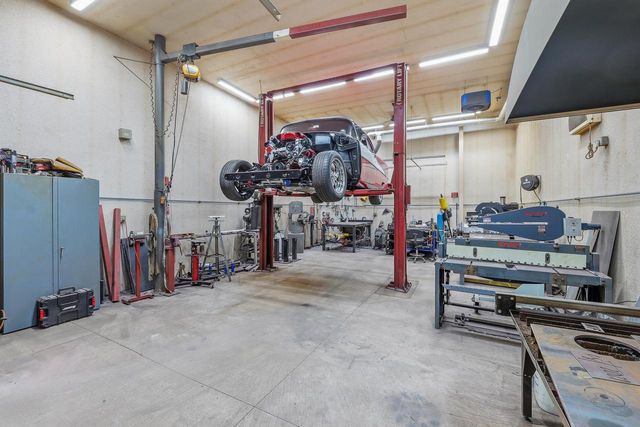 W1708 Iowa ROAD, Iron Ridge, WI 53035