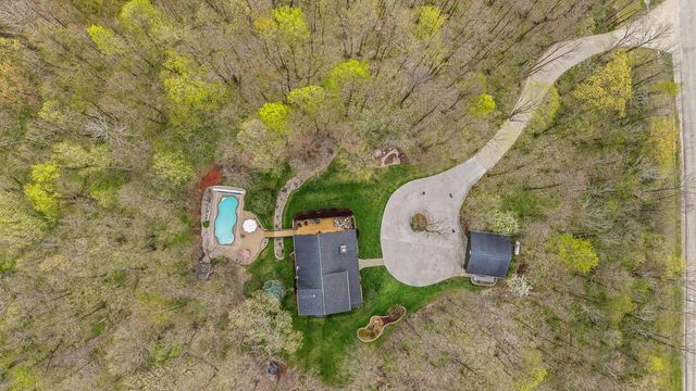 W1708 Iowa ROAD, Iron Ridge, WI 53035