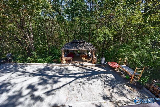 10115 Skylark Drive SE, Huntsville, AL 35803