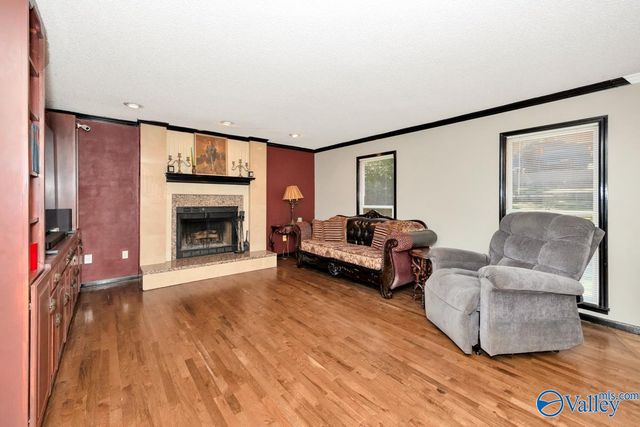 10115 Skylark Drive SE, Huntsville, AL 35803