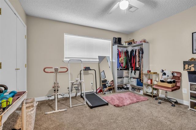 4801 Summer Lane, Baytown, TX 77521