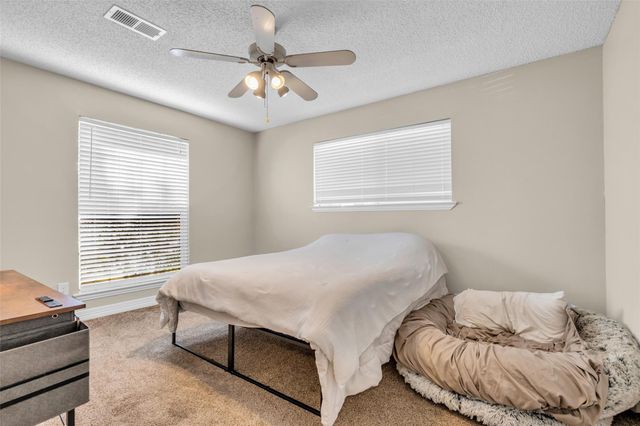 4801 Summer Lane, Baytown, TX 77521