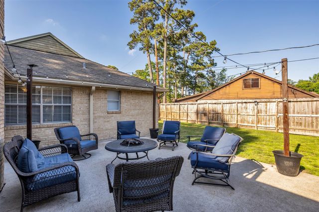 4801 Summer Lane, Baytown, TX 77521
