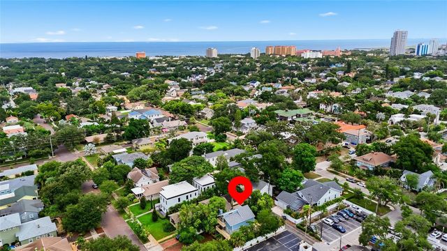 304 16TH AVENUE N, St Petersburg, FL 33704