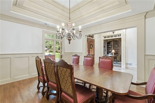 6945 Wakehurst Place, Cumming, GA 30040