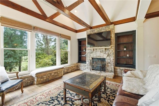 6945 Wakehurst Place, Cumming, GA 30040