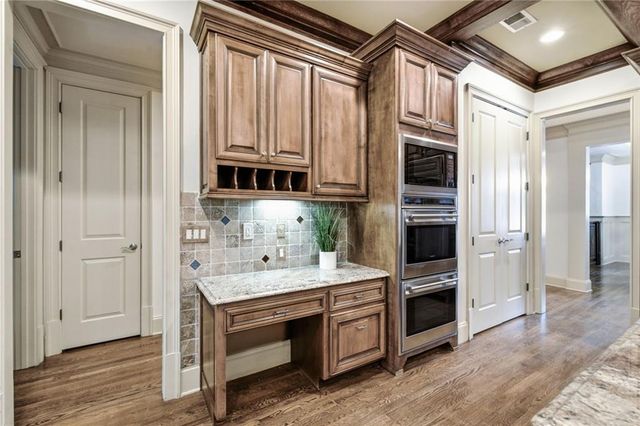 6945 Wakehurst Place, Cumming, GA 30040