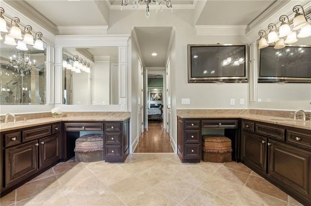 6945 Wakehurst Place, Cumming, GA 30040