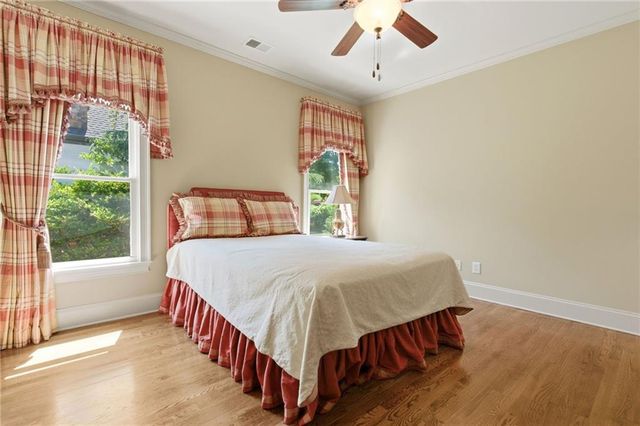 6945 Wakehurst Place, Cumming, GA 30040
