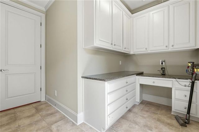 6945 Wakehurst Place, Cumming, GA 30040
