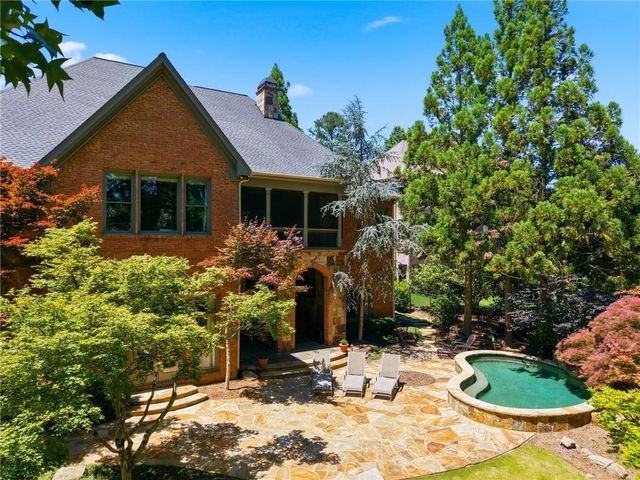 6945 Wakehurst Place, Cumming, GA 30040