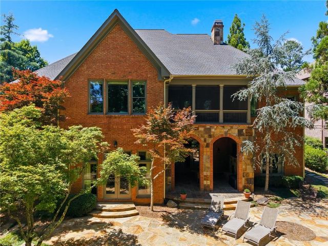 6945 Wakehurst Place, Cumming, GA 30040
