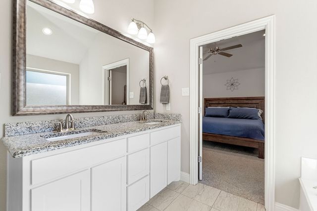 108 Saddle Ridge Drive, Godley, TX 76044