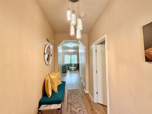 2711 Acopio BND 30, Austin, TX 78745