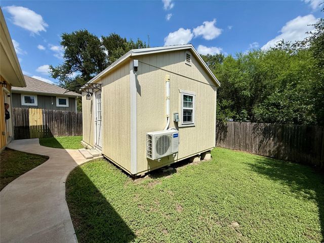 2711 Acopio BND 30, Austin, TX 78745