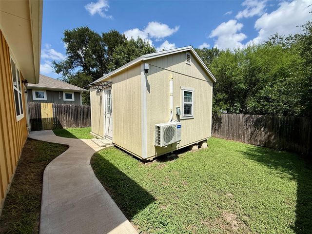 2711 Acopio BND 30, Austin, TX 78745