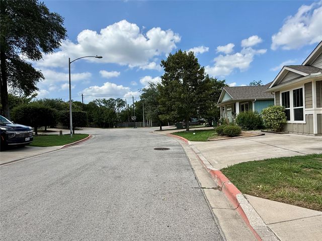 2711 Acopio BND 30, Austin, TX 78745