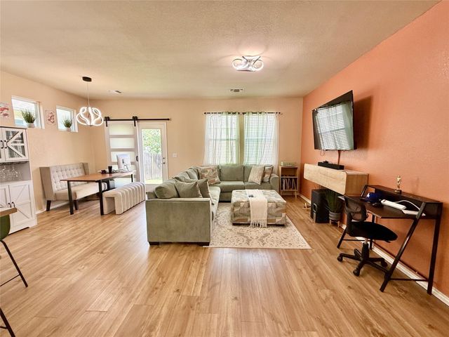 2711 Acopio BND 30, Austin, TX 78745