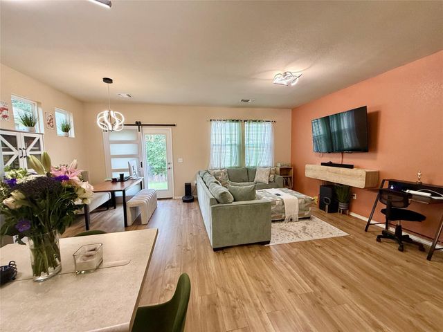2711 Acopio BND 30, Austin, TX 78745