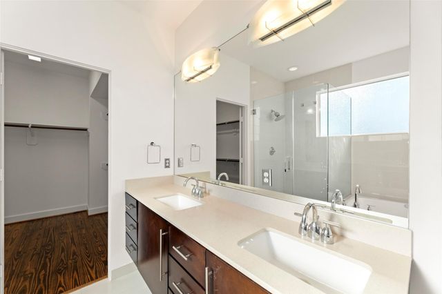 1524 Blodgett Street, Houston, TX 77004