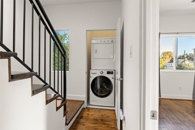 1524 Blodgett Street, Houston, TX 77004