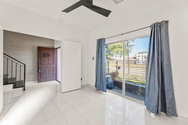 1524 Blodgett Street, Houston, TX 77004