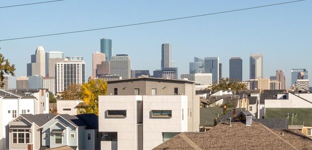 1524 Blodgett Street, Houston, TX 77004