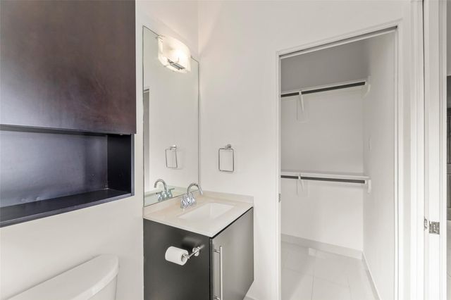 1524 Blodgett Street, Houston, TX 77004