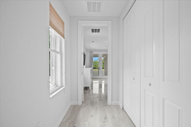 877 Taft Court, Palm Beach Gardens, FL 33410