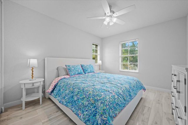 877 Taft Court, Palm Beach Gardens, FL 33410