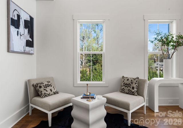 621 Poindexter Drive, Charlotte, NC 28209