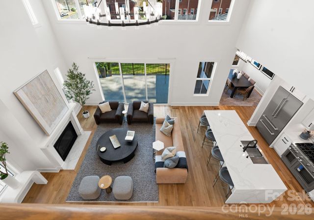 621 Poindexter Drive, Charlotte, NC 28209