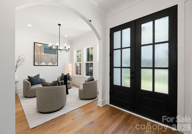 621 Poindexter Drive, Charlotte, NC 28209