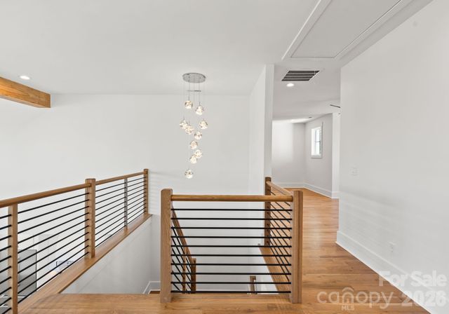 621 Poindexter Drive, Charlotte, NC 28209