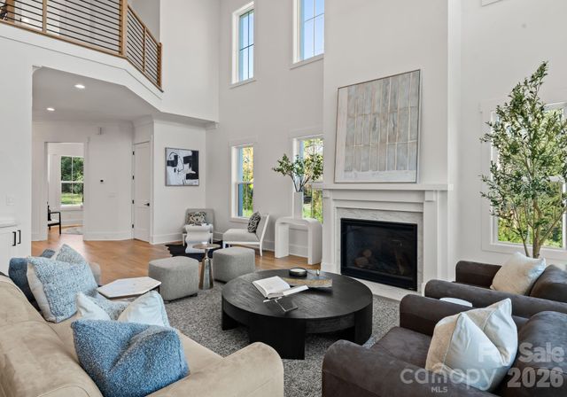 621 Poindexter Drive, Charlotte, NC 28209