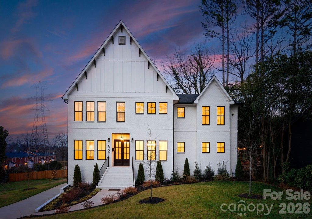 621 Poindexter Drive, Charlotte, NC 28209