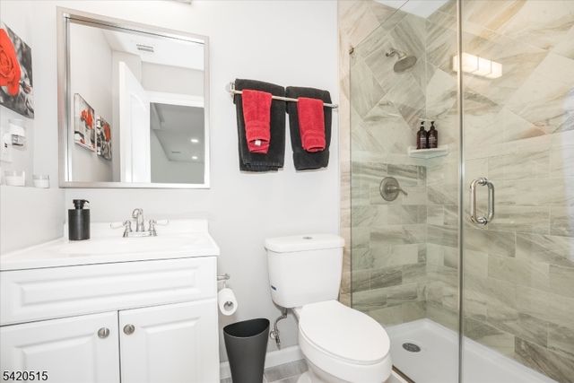 506 Durban Ave, Hopatcong Boro, NJ 07843