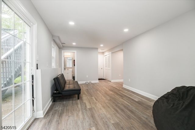 506 Durban Ave, Hopatcong Boro, NJ 07843