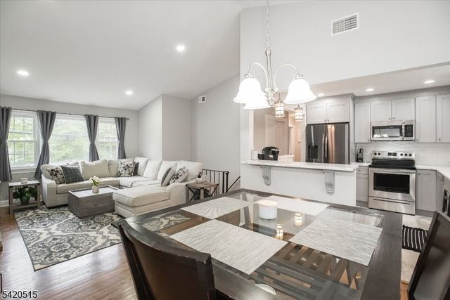 506 Durban Ave, Hopatcong Boro, NJ 07843