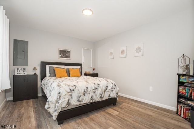 506 Durban Ave, Hopatcong Boro, NJ 07843