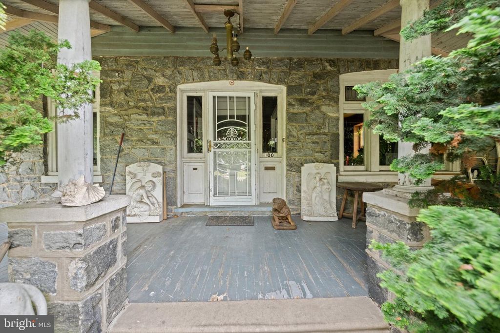 100 W RIDLEY AVE, RIDLEY PARK, PA 19078 — photo 2