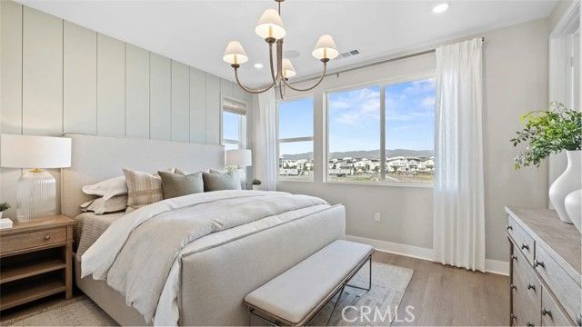 924 Chinon, Irvine, CA 92618