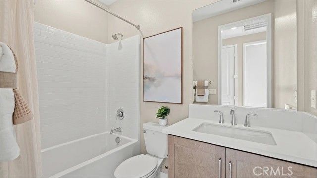 924 Chinon, Irvine, CA 92618