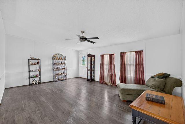 600 Highway 527, Elm Grove, LA 71051