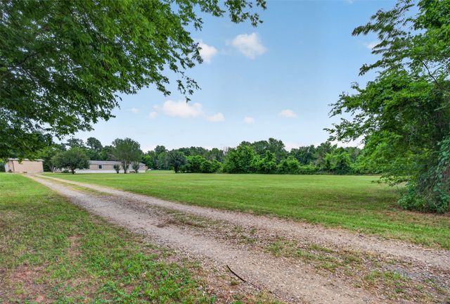 600 Highway 527, Elm Grove, LA 71051