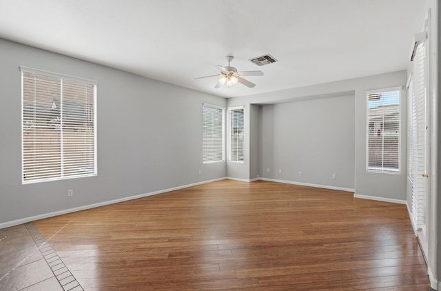 3565 E Vaughn Court, Gilbert, AZ 85234