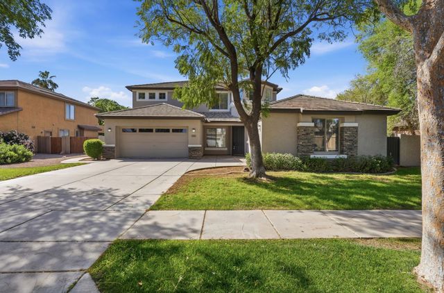 3565 E Vaughn Court, Gilbert, AZ 85234